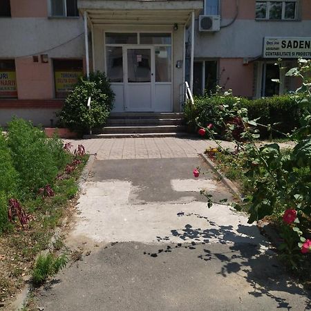 Apartament Max. Confort Tulcea Exterior foto