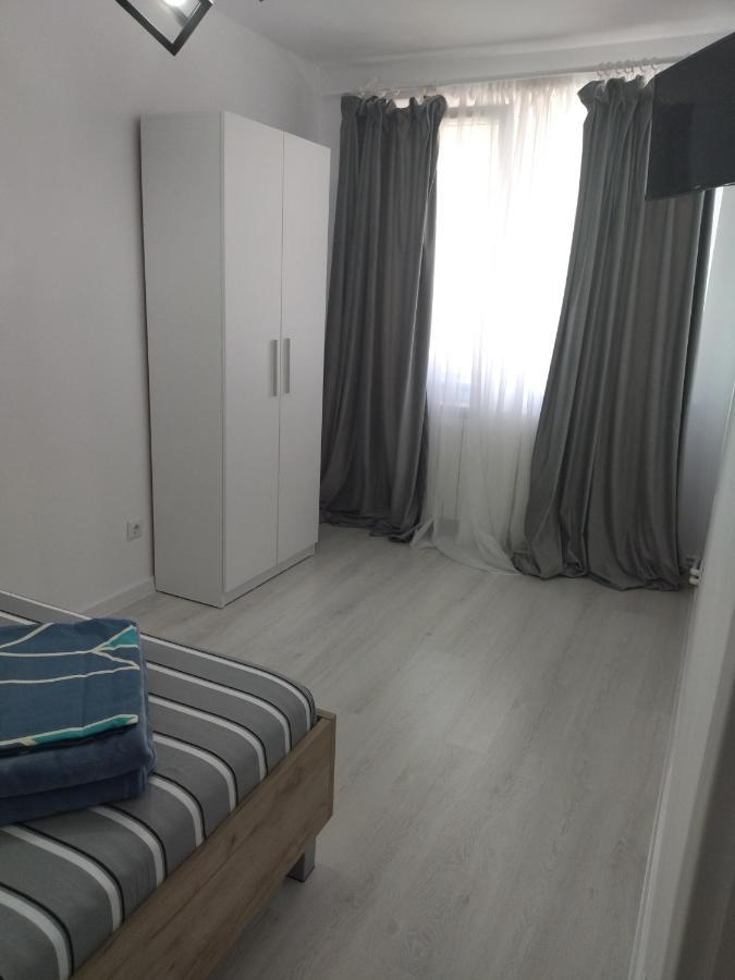 Apartament Max. Confort Tulcea Exterior foto