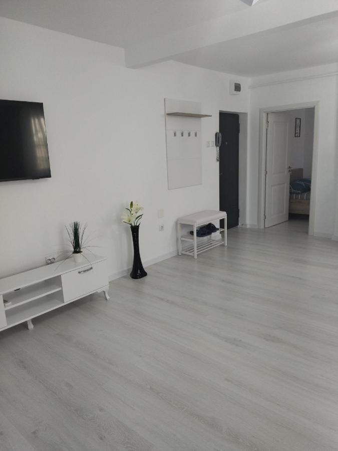 Apartament Max. Confort Tulcea Exterior foto