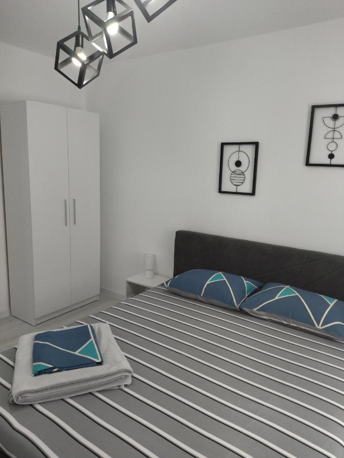 Apartament Max. Confort Tulcea Exterior foto